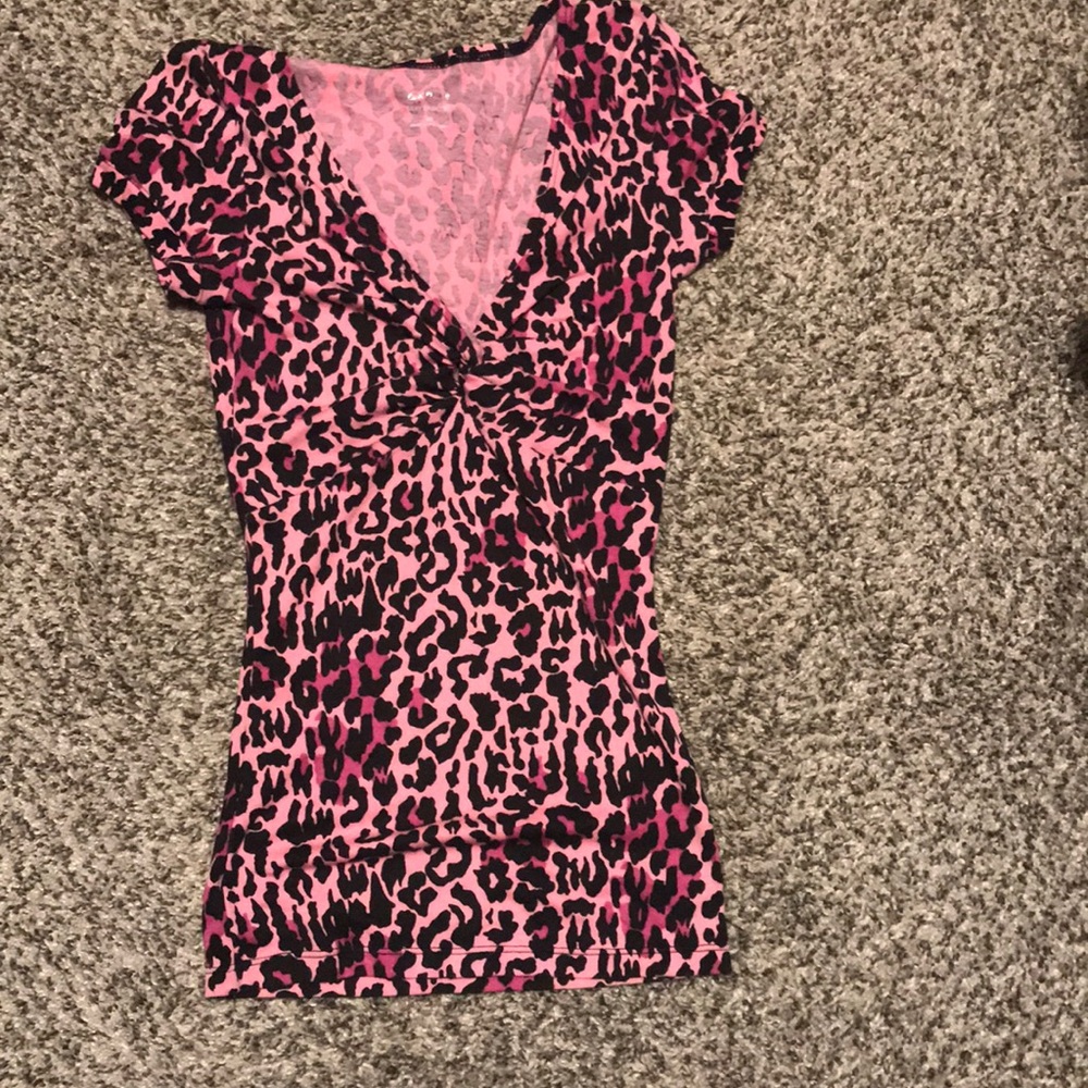 Cheetah pink Express sext tee